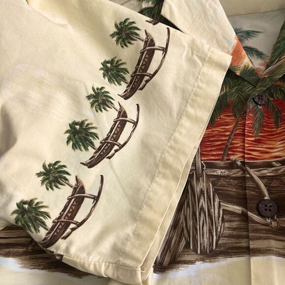 Hilo Hattie’s The Hawaiian Original Sunset with Canoes Circa 2006 Camp Style SZL - Picture 9 of 9